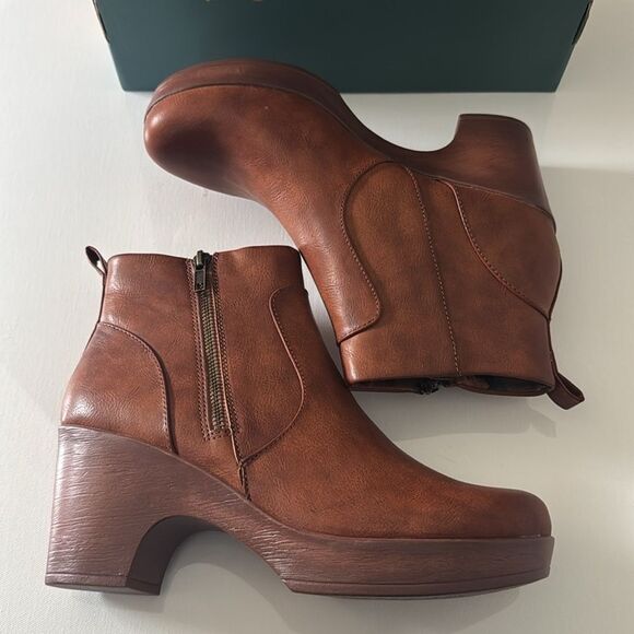 Brown Platform Boots Womens 10 Big On Comfort Blakelynn - Picture 1 of 5